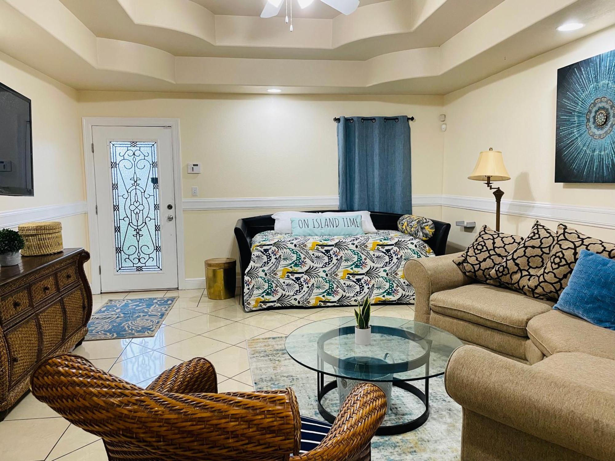Brownsville Comfort 2 Bedroom 1 Bath , Spacious Kitchen And Outdoor Home ภายนอก รูปภาพ